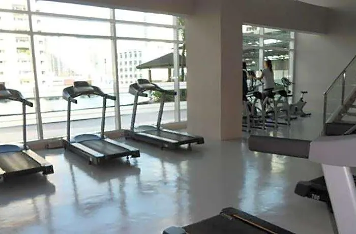 Zen Beacon Makati Hotel 2*